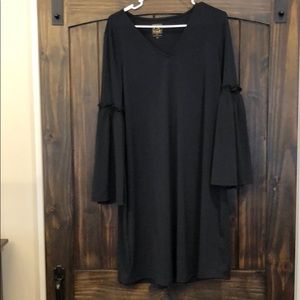 Black medium maternity dress